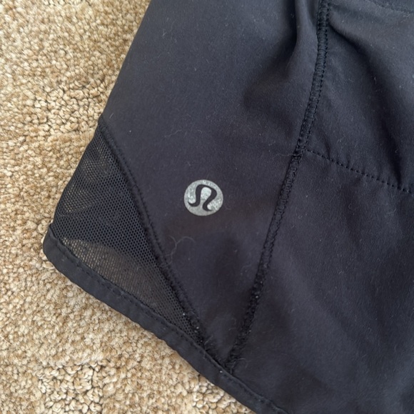Lululemon black running shorts, size 6 - Picture 4 of 7
